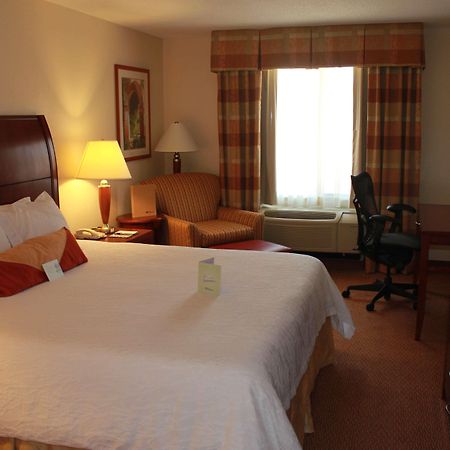 Hilton Garden Inn Starkville Oda fotoğraf