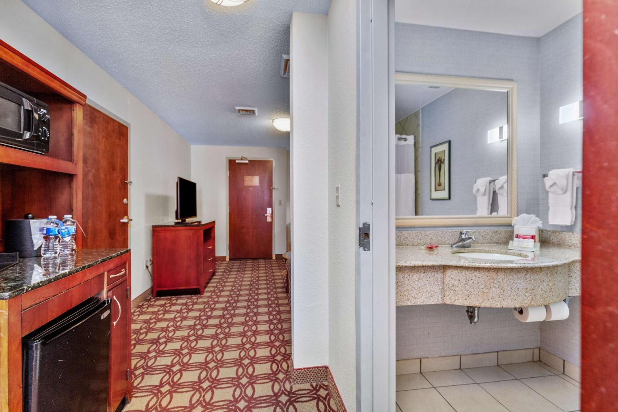 Hilton Garden Inn Starkville Dış mekan fotoğraf