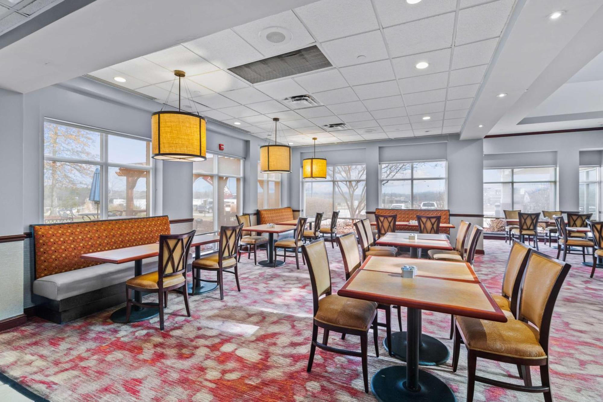Hilton Garden Inn Starkville Dış mekan fotoğraf